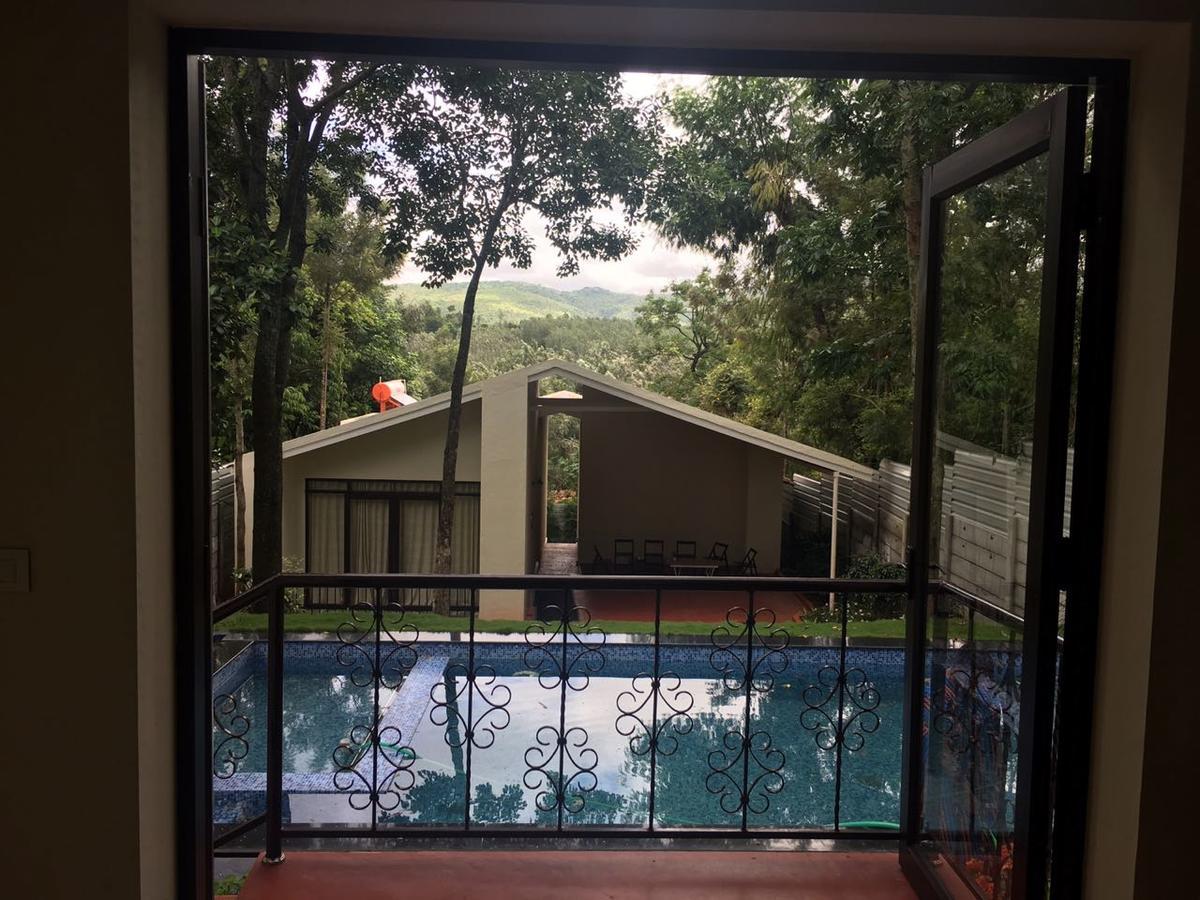 Aakriti Homestay จิกมากาลูร์ ภายนอก รูปภาพ