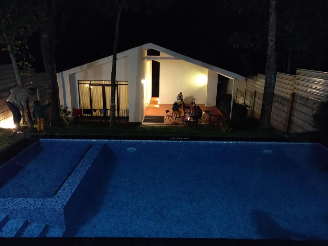 Aakriti Homestay จิกมากาลูร์ ภายนอก รูปภาพ